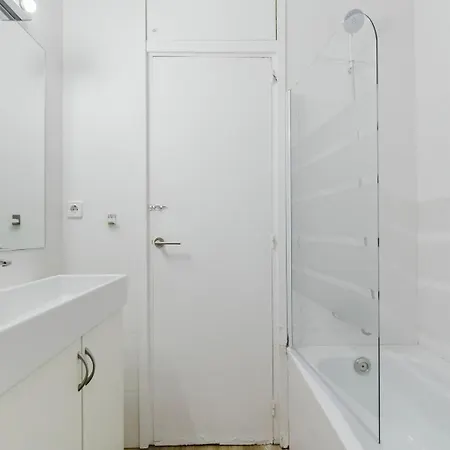 Blueground Les Corts Balcony Ac Wd Bcn-157 Барселона