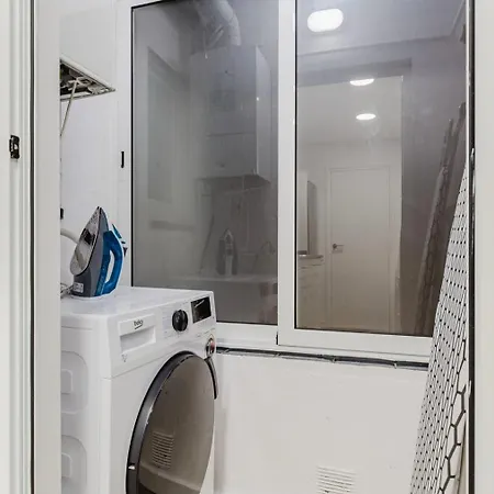 Апартаменты Blueground Les Corts Balcony Ac Wd Bcn-157