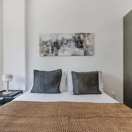 Blueground Les Corts Balcony Ac Wd Bcn-157 Апартаменты Барселона