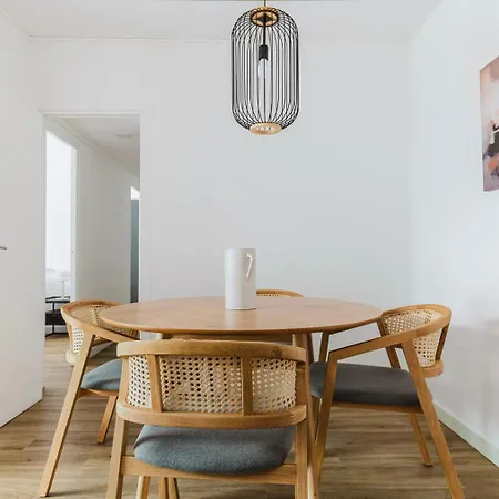 דירה Blueground Les Corts Balcony Ac Wd Bcn-157 ברצלונה