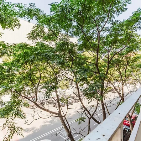 Blueground Les Corts Balcony Ac Wd Bcn-157 Апартаменты